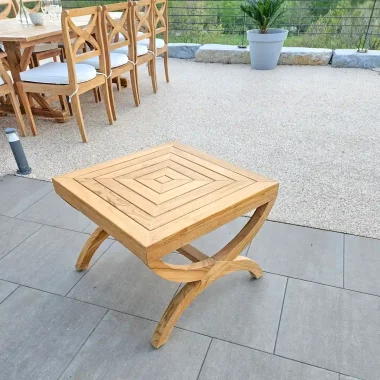 table d'appoint basse en bois de teck jardin